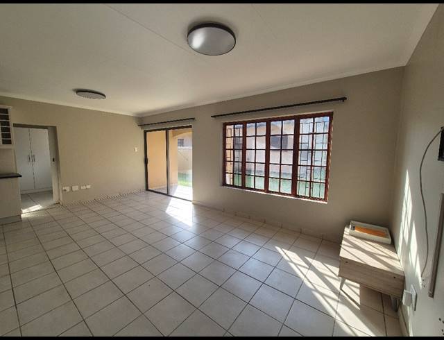 3 BEDROOM SECTIONAL TITLE FOR SALE IN SHELLY BEACH